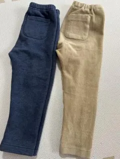 ネイビーブルーとベージュのロングパンツ