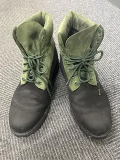 Timberlandブーツ カラーブラック・グリーン