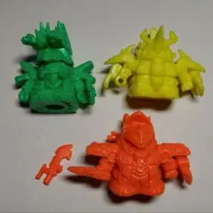 SDガンダム ガン消し 3体セット 当時物 武器付 - メルカリ