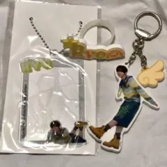 NCTWISH RYO リョウ アクリルキーホルダー LOGIN - メルカリ