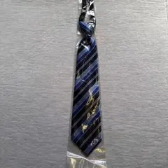 キッズ用青と黒ストライプネクタイ