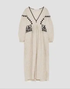 ZARA アイボリー　ワンピース