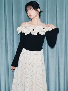 LILY BROWN フリルカラーニットコンビワンピース　ドット