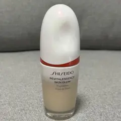 資生堂 エッセンス スキングロウ ファンデーション　160