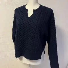 GUケーブルニット