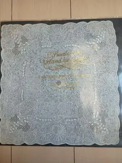 値下げ 大判 高級 汕頭（スワトウ）手刺繍ハンカチ 40cm 一輪花 箱入り