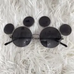ディズニー　ミッキー型　ブラック　小さめ　サングラス　D
