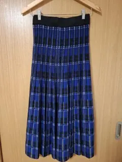 Torrazzo Donna リバーシブルジャカードスカート