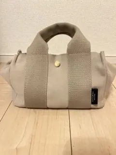 VIOLAd’OROのトートバッグ　ベージュ　ミニトート 2wayのサムネイル
