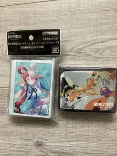 ワンピースカード　ウタ　オフィシャル&リミテッドスリーブ