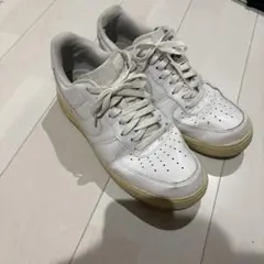 NIKE AIR FORCE 1 ホワイト スニーカー