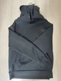 ユニークデザイン ブラックパーカー