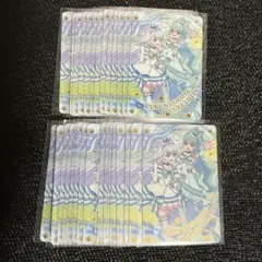 ⭐︎キミとアイドルプリキュアキラキラカードグミ　ニャミー＆リリアン30枚