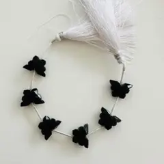 ♦︎天然石ビーズ♦︎ ブラックオニキス　蝶々