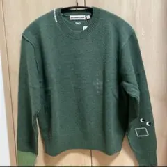 アニヤハインドマーチ　ユニクロ　セーター