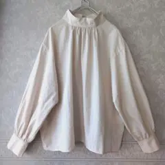 [アイテムズアーバンリサーチ]アイボリー スタンドカラー 長袖シャツブラウス　F