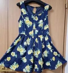 フラワープリント ワンピース ネイビー