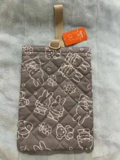 ミッフィー　シューズ入れ