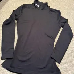 【期間限定値下げ】アンダーアーマー　インナー　coldgear SM