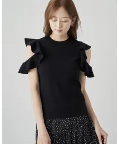 モモ様　SNIDEL フリルニットプルオーバー　ブラック