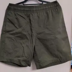 ［美品］GU ショートパンツ カーキ Lサイズのサムネイル