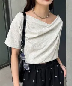 オフショルロング半袖Tシャツのサムネイル