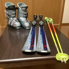 ATOMIC スキー板４点セット