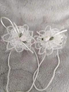 ホワイト 花モチーフ ヘアアクセサリー