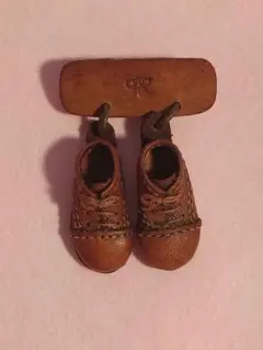 Item thumbnail for item 0a34db75-1e16-4ef7-a5b4-4f2afb0e9b4b