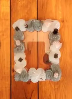 デコケース　B8　白黒　モノクロ　ピンク　ハンドメイド　推し活　ホイップデコ