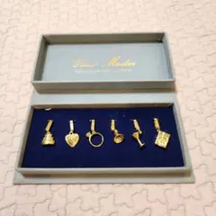 Item thumbnail for item 4071dfd0-02a2-4458-95f8-69105e28b6dc