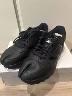 マルジェラ　リーボック　スニーカー　スリッポン　靴　シューズ　足袋　タビ23.5