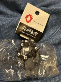 レア　新品　ミャクミャクA 関西万博PVCマスコット (ブラック)