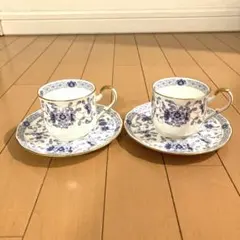 ナルミ　ボーンチャイナ　カップ＆ソーサー　ペア