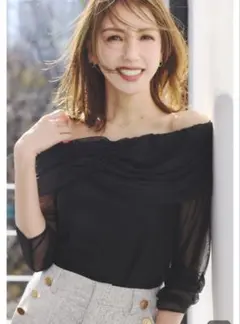【新品】&.nostalgia ノスタルジア　チュールトップス　オフショル　美香
