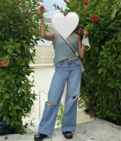 ⭐️H&M ワイドハイデニム　ダメージ
