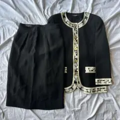 美品　LEONARD 花柄　ブラック スカート　セットアップ