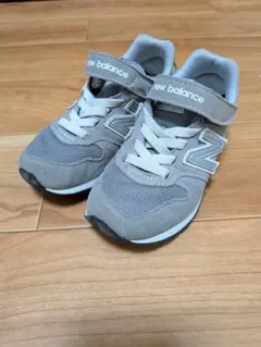 New Balance キッズ スニーカー グレー　17cm