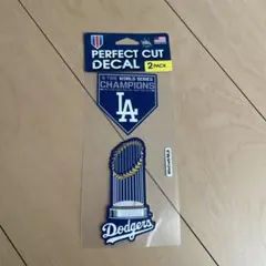 Item thumbnail for item 22b06f9e-bcef-4637-882a-c6b5b2e2d63c