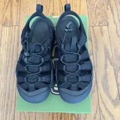 ☆KEEN アウトドアサンダル ブラック23.5㎝