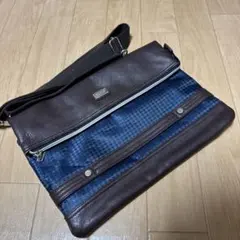 NICOLE クラッチバッグ　ショルダーバッグのサムネイル