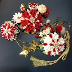 つまみ細工　髪飾り　サテン紅白デラックス♡【Ｈ140】