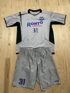 ガンバ大阪　サッカーウェア上下セット　グレー