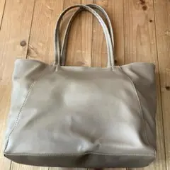 ベージュ 合成皮革 トートバッグ