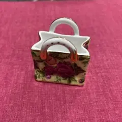 Item thumbnail for item 8442590f-8eae-4cc2-8345-10434918825c