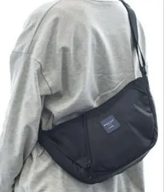 お値下げ可能❤️新品未使用　pochi ポシェット　サコッシュ　ショルダーバッグ