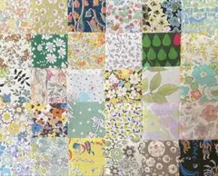 リバティタナローン　ハギレ　パッチワーク用　約5センチ角×30枚　　5-⑵