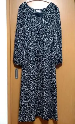 花柄ロングワンピース