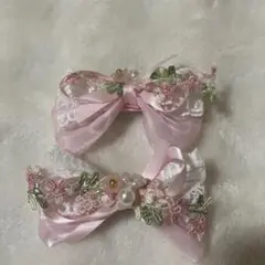 フラワーエンベリッシュメントヘアクリップ