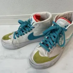 Nike SB Zoom Blazer Mid Edge